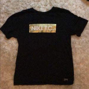 Nike Men’s T-shirt